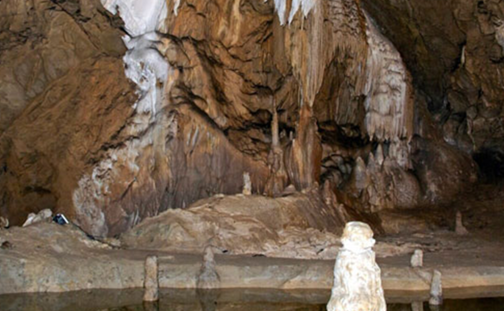 Appalachian Caverns Explore Bristol