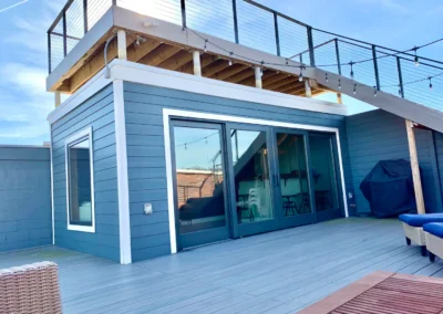 Two-Story Rooftop Deck Loft in Downtown Bristol